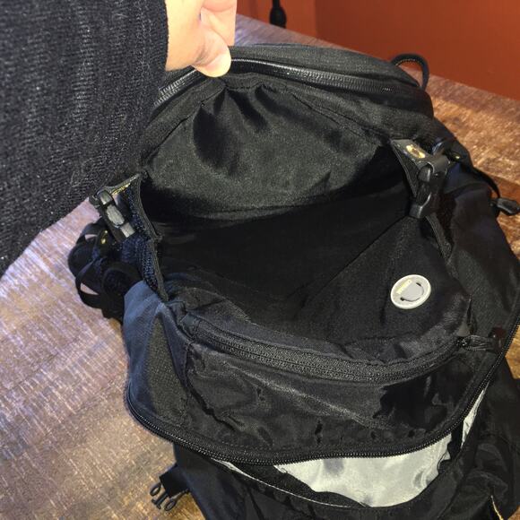 Camelbak Alpine Explorer Backpack 30L Black Survival Bag Hiking w/ 2 Bladders - Picture 15 of 16